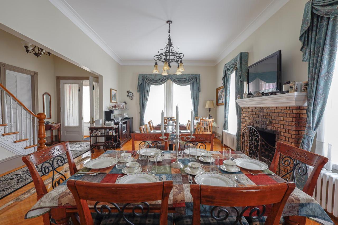 Bed and Breakfast Chez L'Doc Saint-Prosper Экстерьер фото